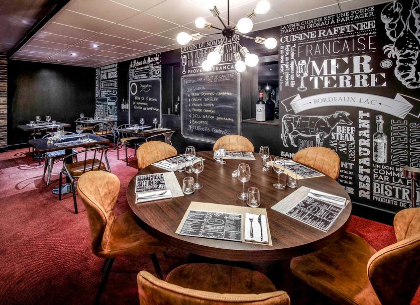 Restaurant Photo