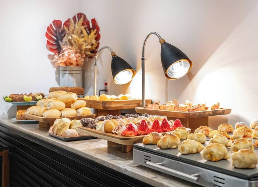 Buffet Photo