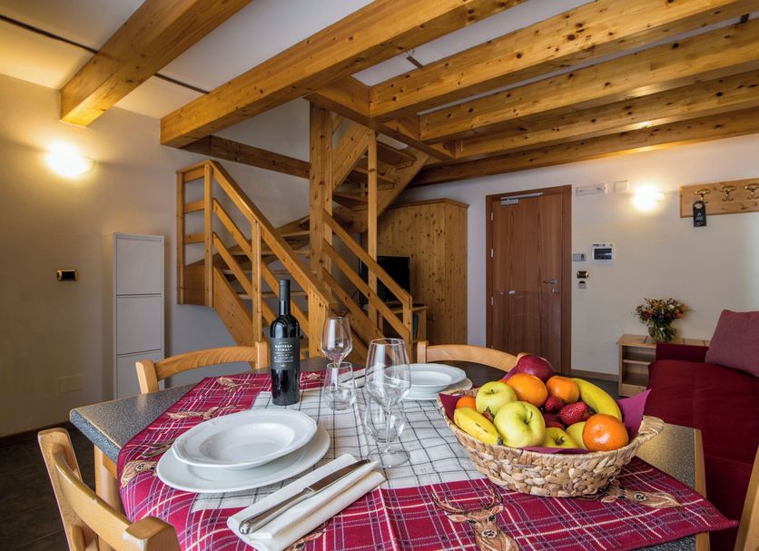 Dining room Photo