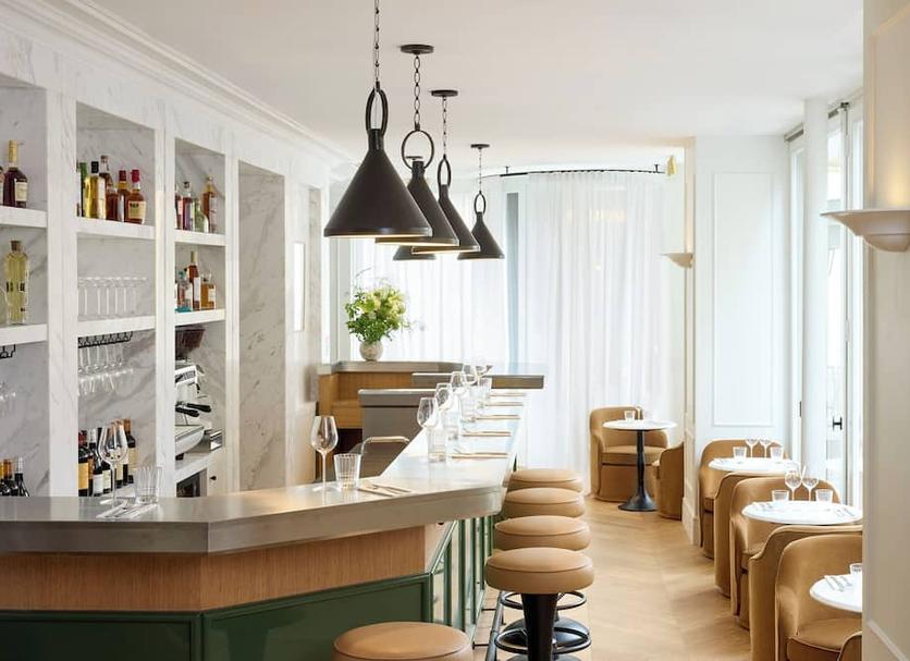 Restaurant Photo
