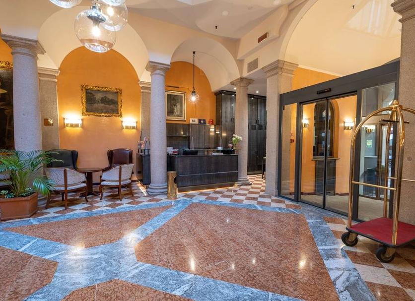 Lobby Photo