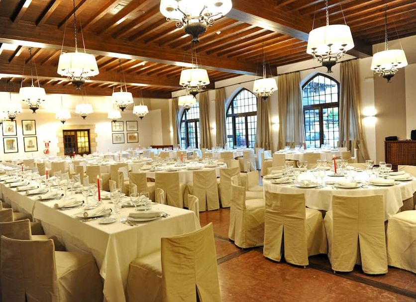 Banquet hall Photo
