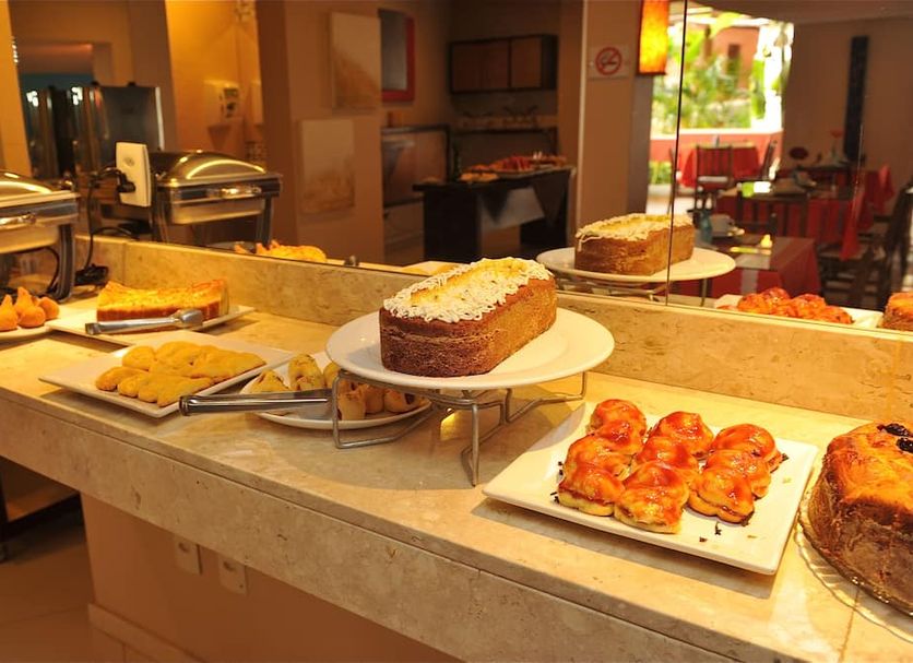 Buffet Photo