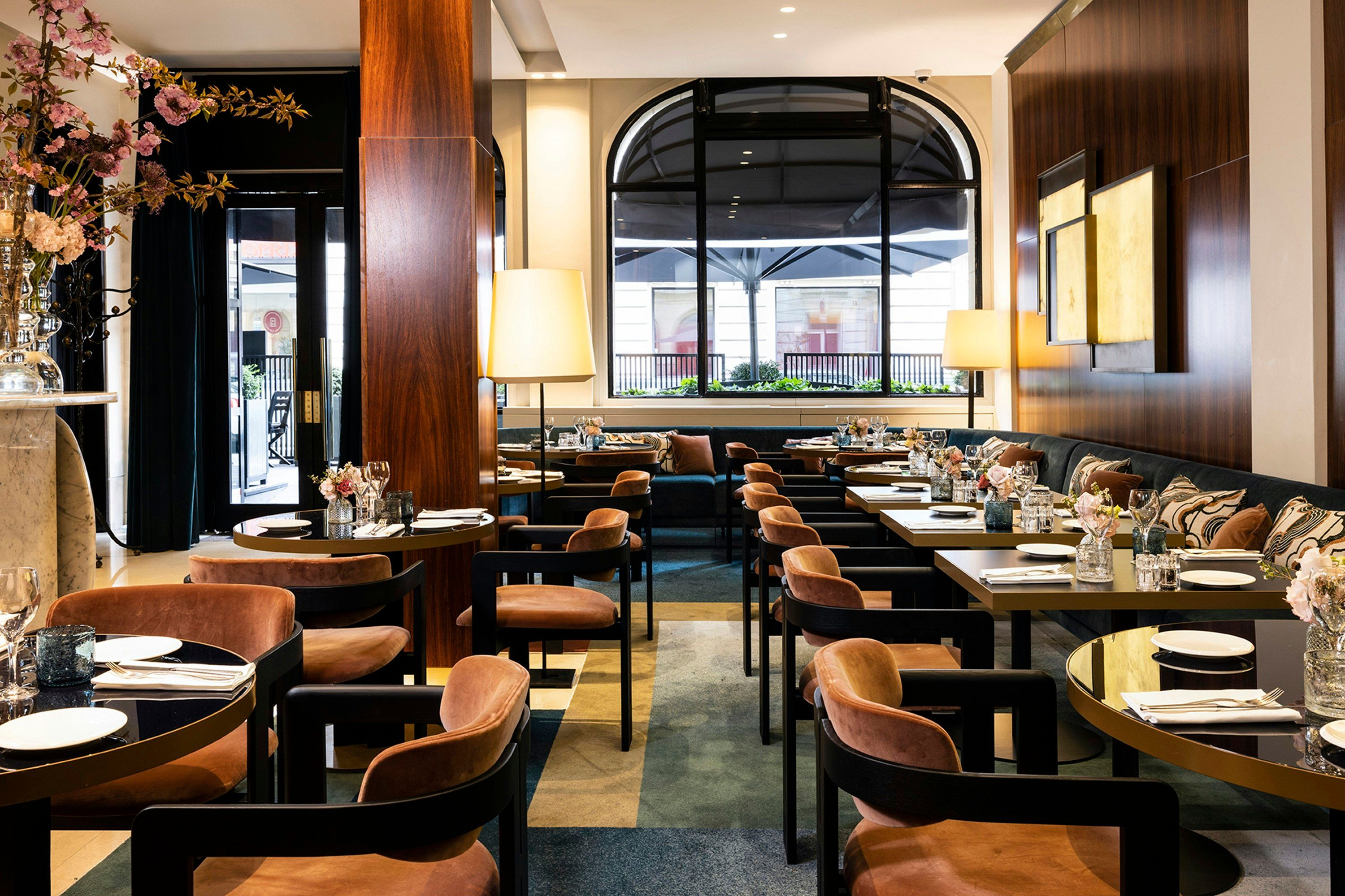 Restaurant Photo