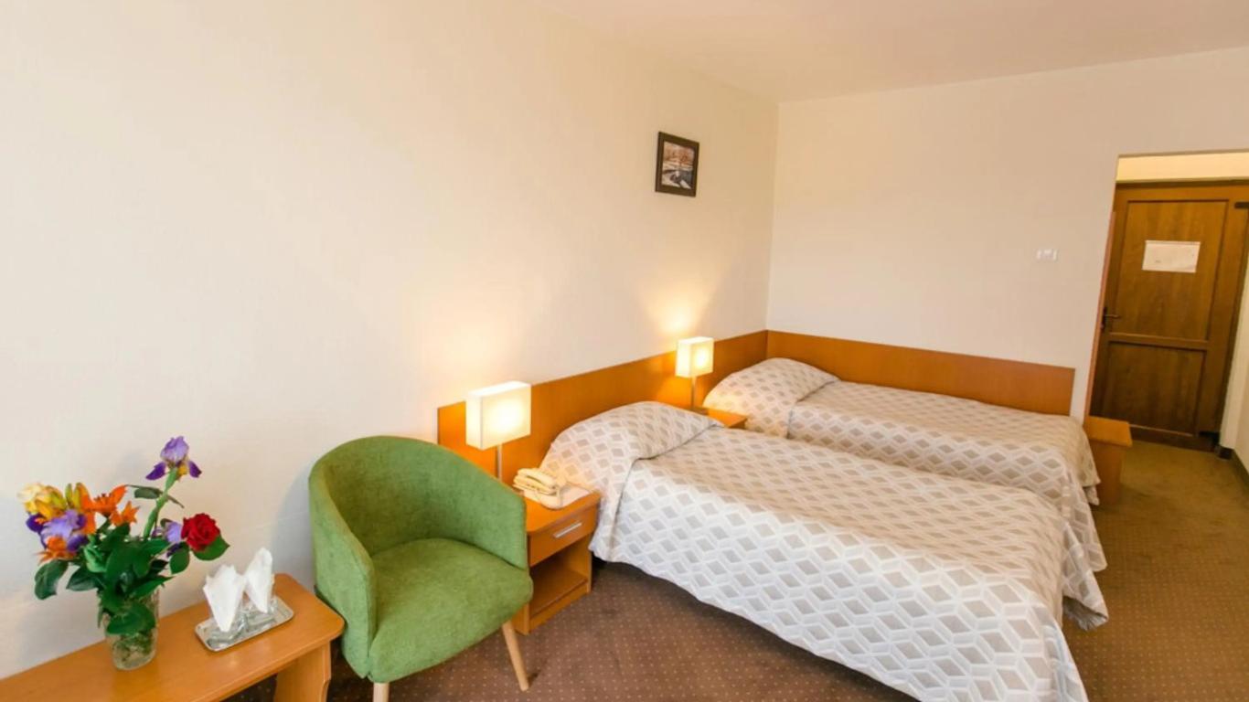 Hotel Poienita