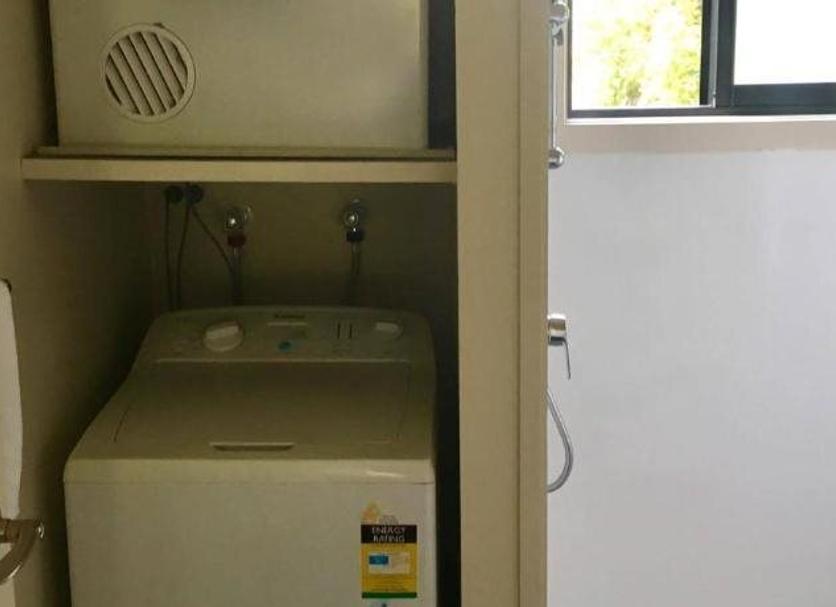 Laundry facility Photo