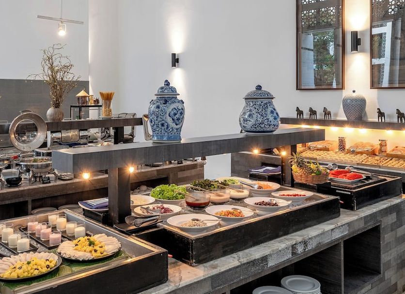 Buffet Photo