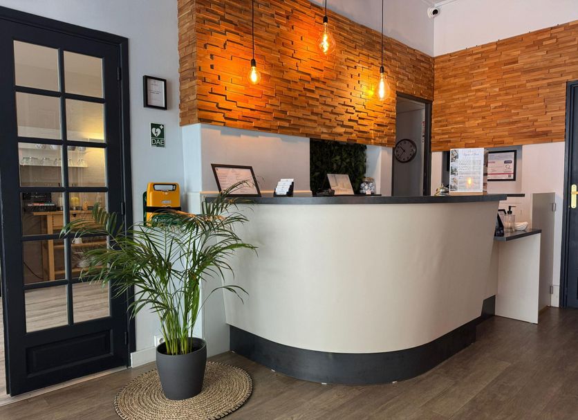 Front desk Photo