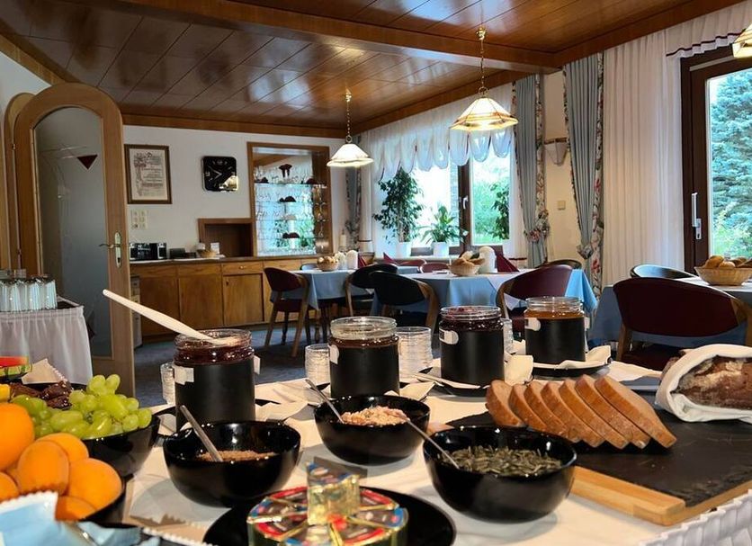 Buffet Photo