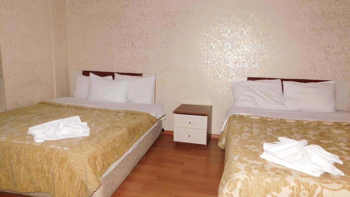 Ast Hotel