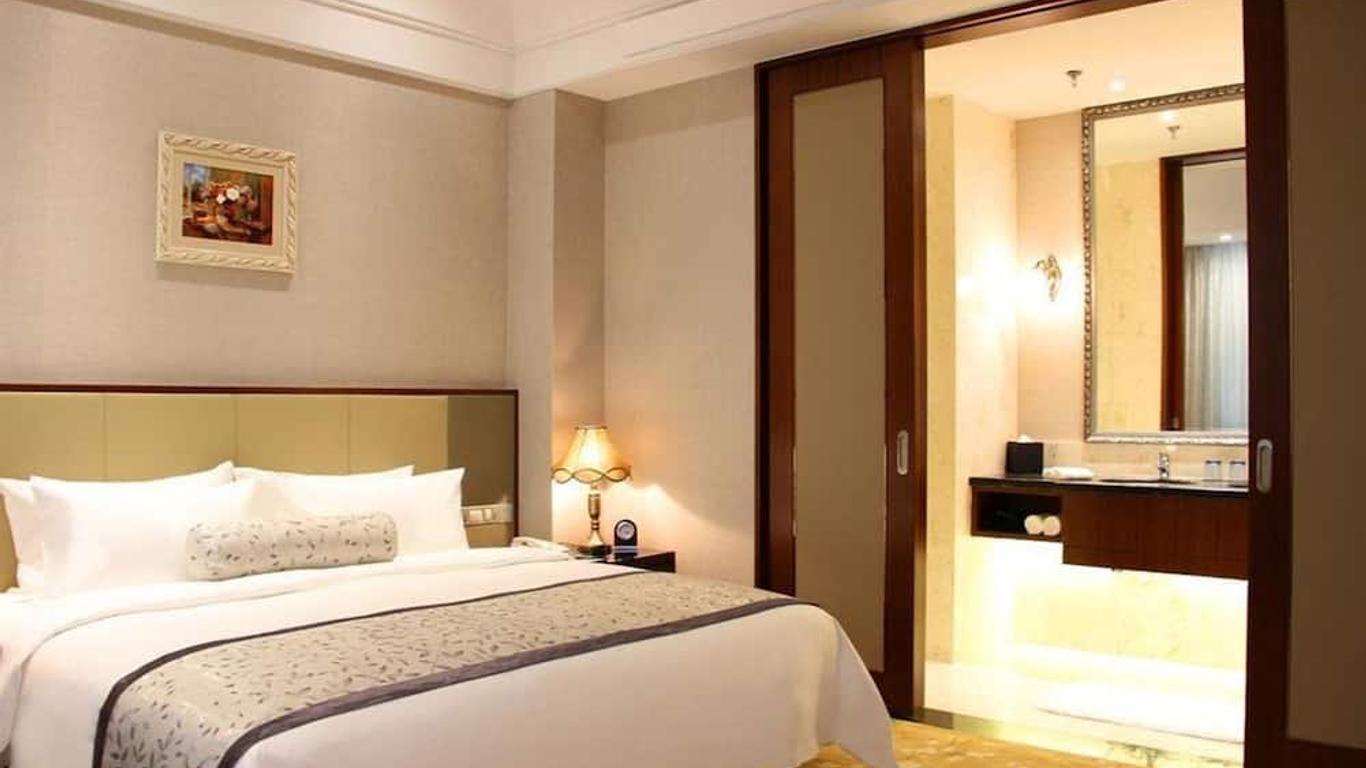 Gloria Plaza Hotel Qingdao