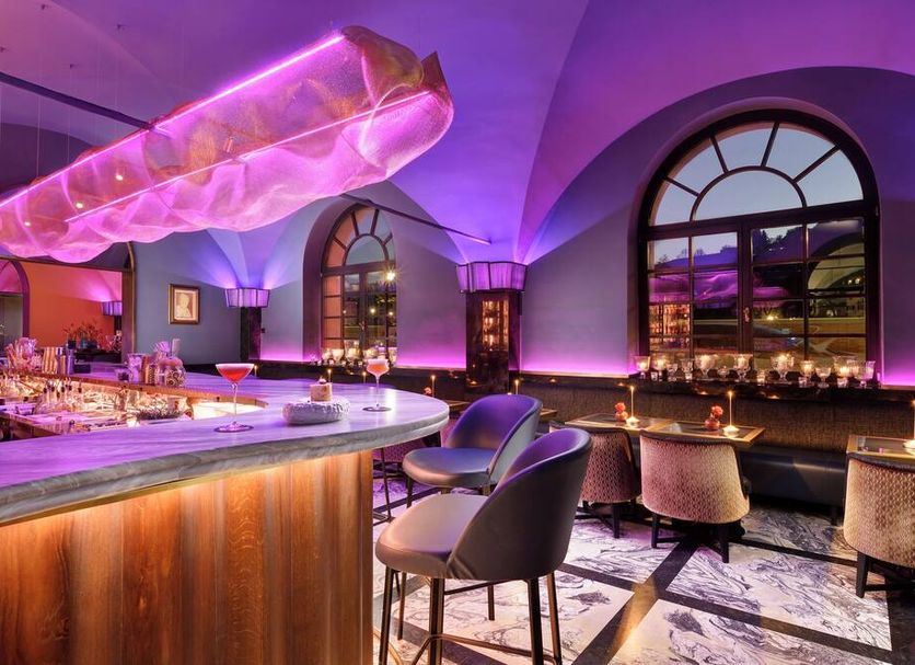 Bar Photo