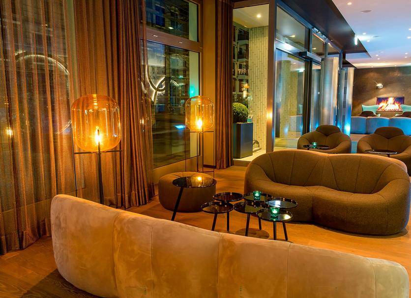 Lounge Photo