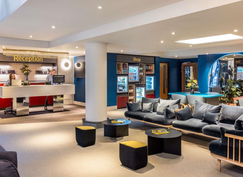 Lounge Photo