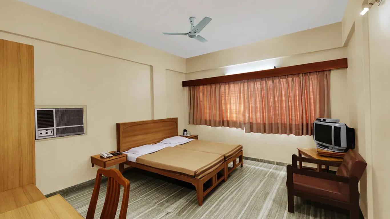 Hotel Meru