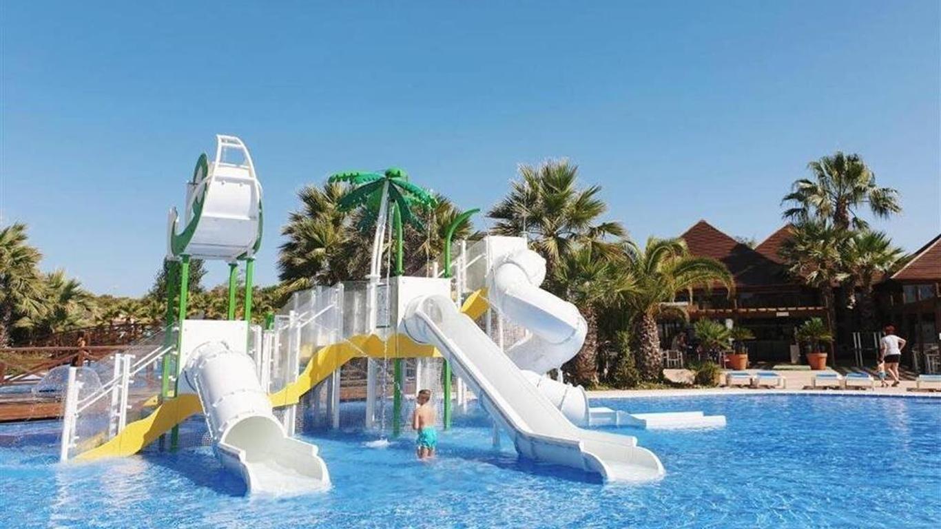 Camping Estival Torre de la Mora