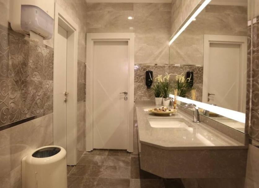 Bathroom Photo