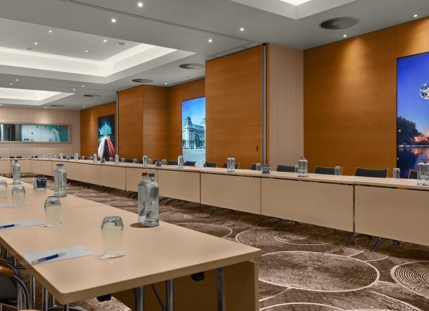 Conference room Photo