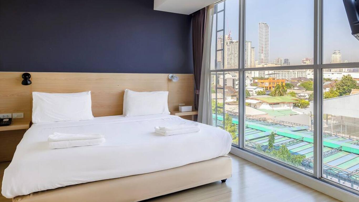 Solo Express Sukhumvit 81