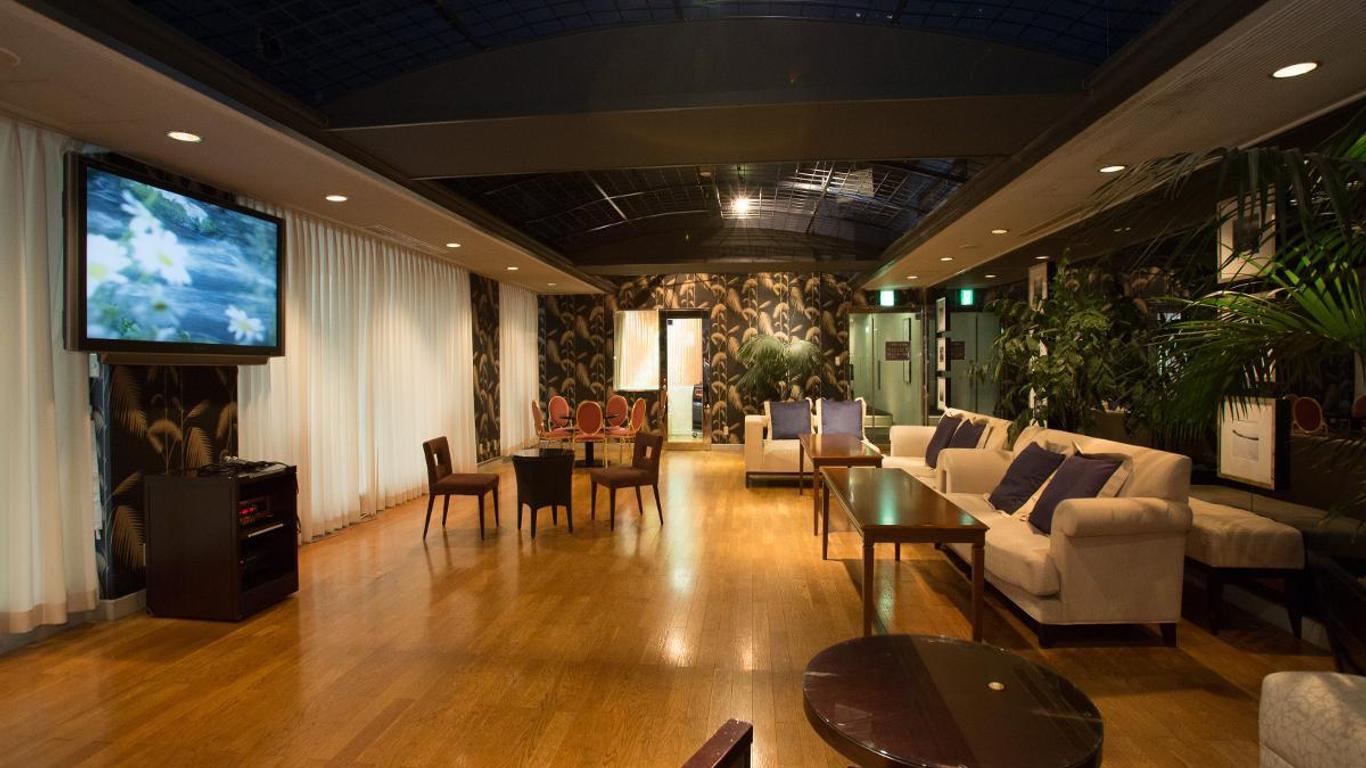 Atami Season Hotel