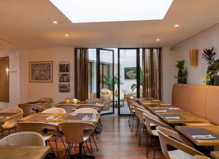 Restaurant Photo