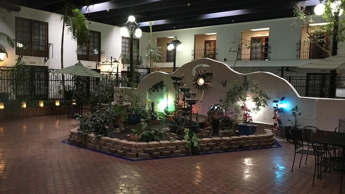 Ramada by Wyndham Las Cruces Hotel & Conference Center