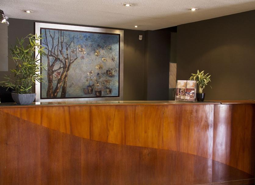 Front desk Photo