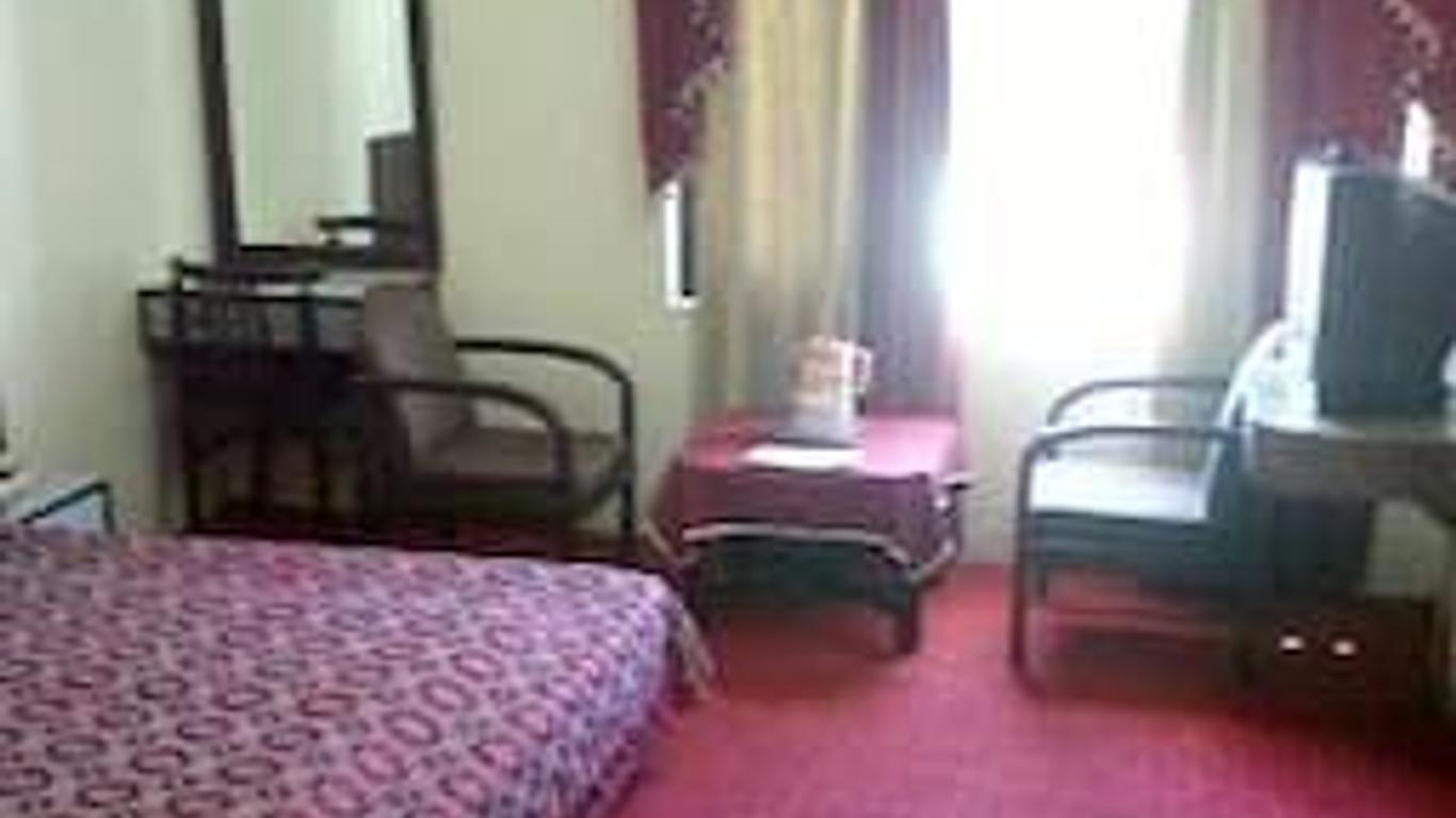 Hotel Beas View