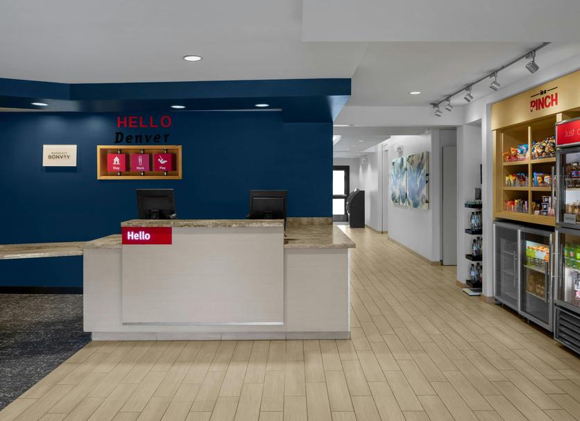 Front desk Photo