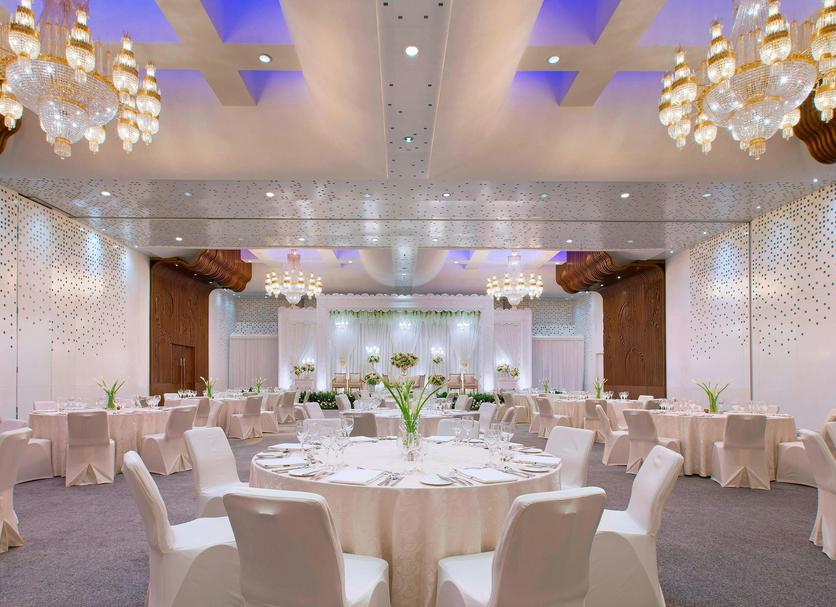 Banquet hall Photo