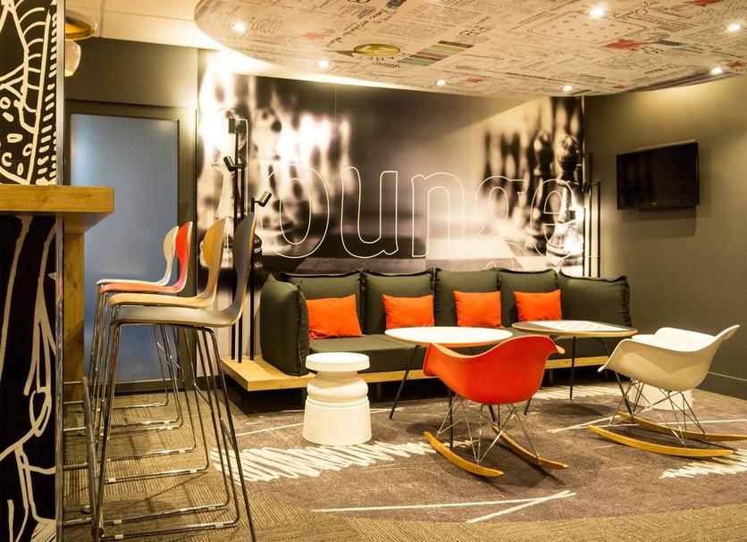 Lounge Photo
