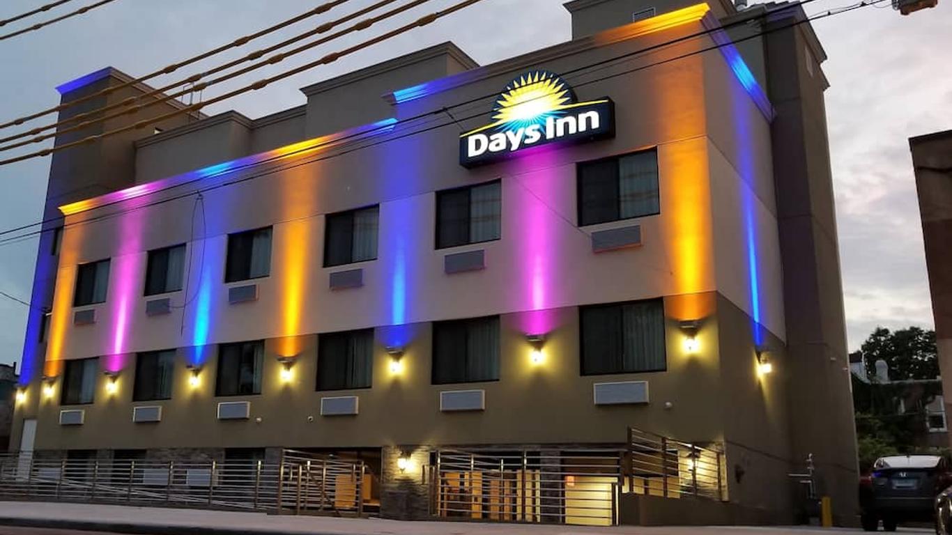 Days Inn by Wyndham Brooklyn Marine Park