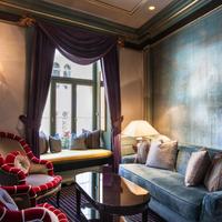 Grand Palace Hotel