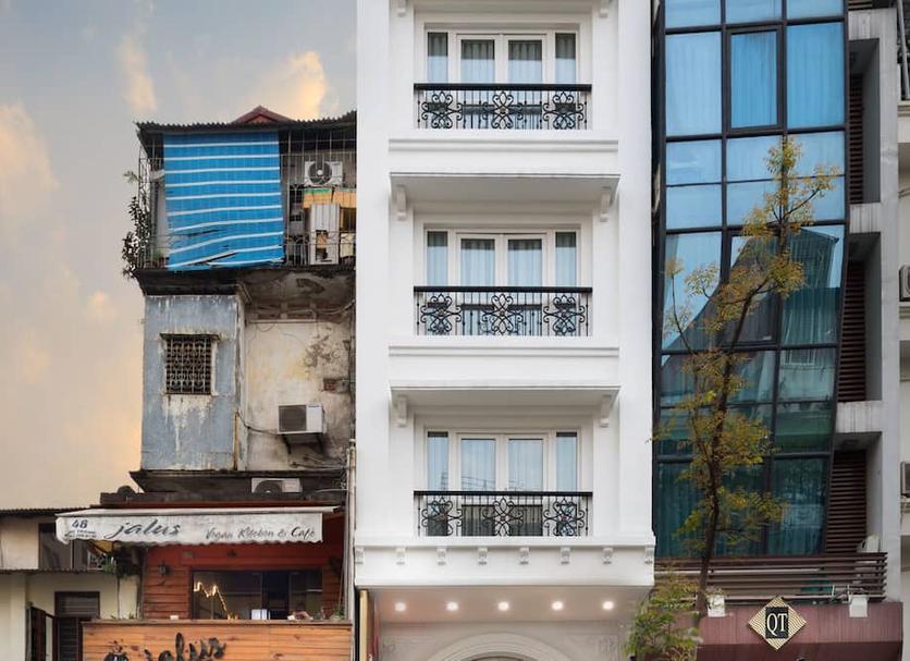 Building Photo