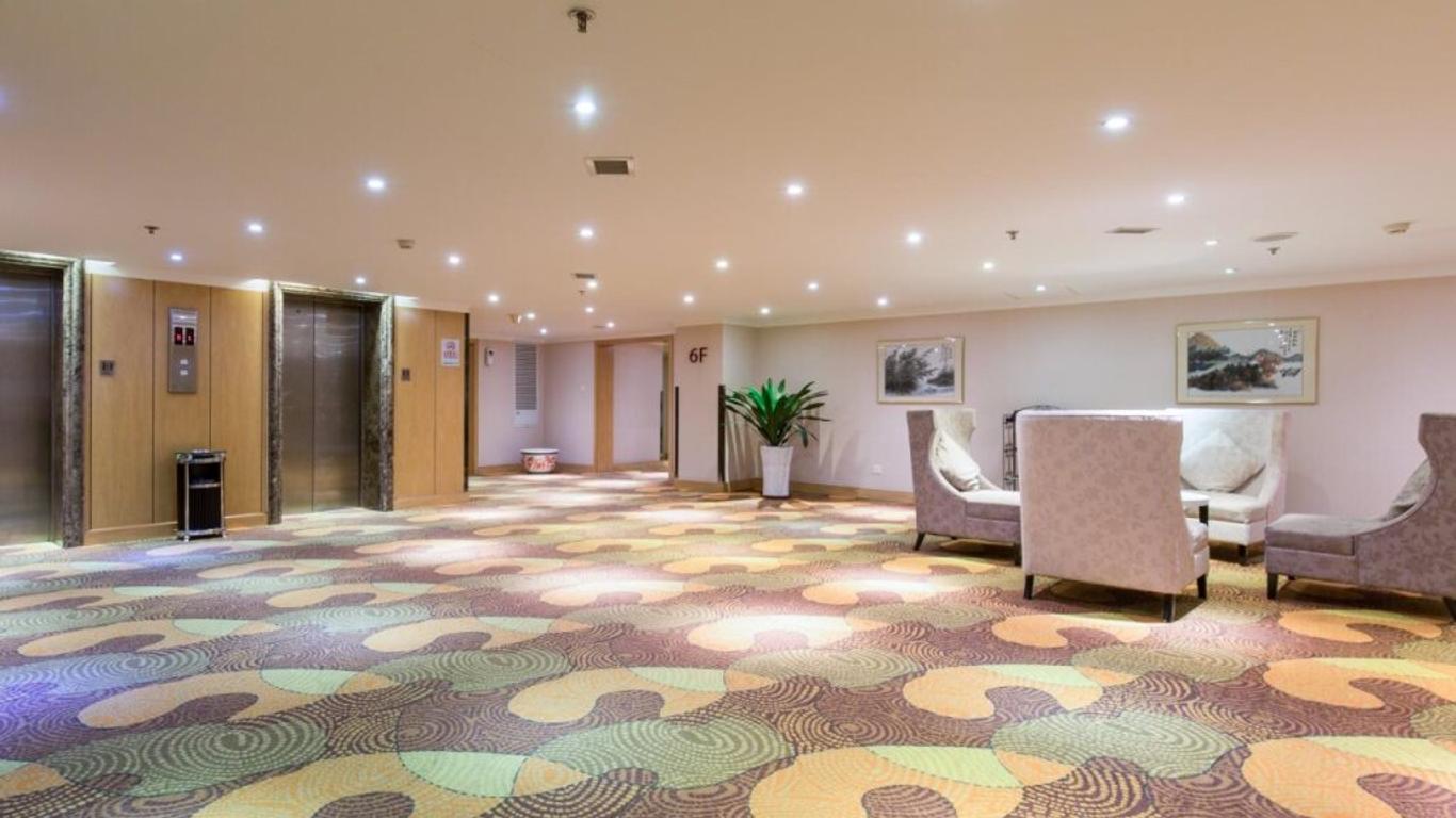 Soluxe Winterless Hotel Beijing