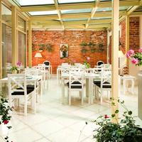 Leone Aparthotel