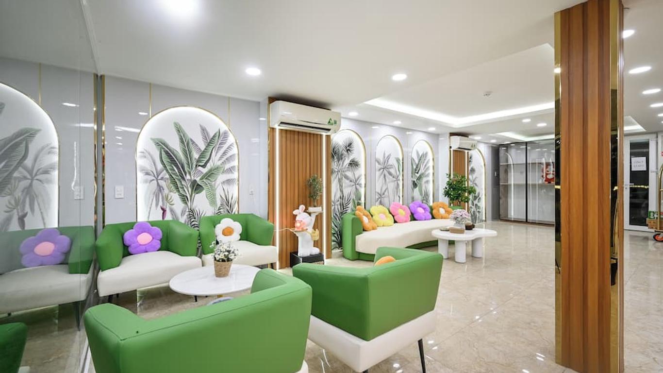 Camila Airport Hotel