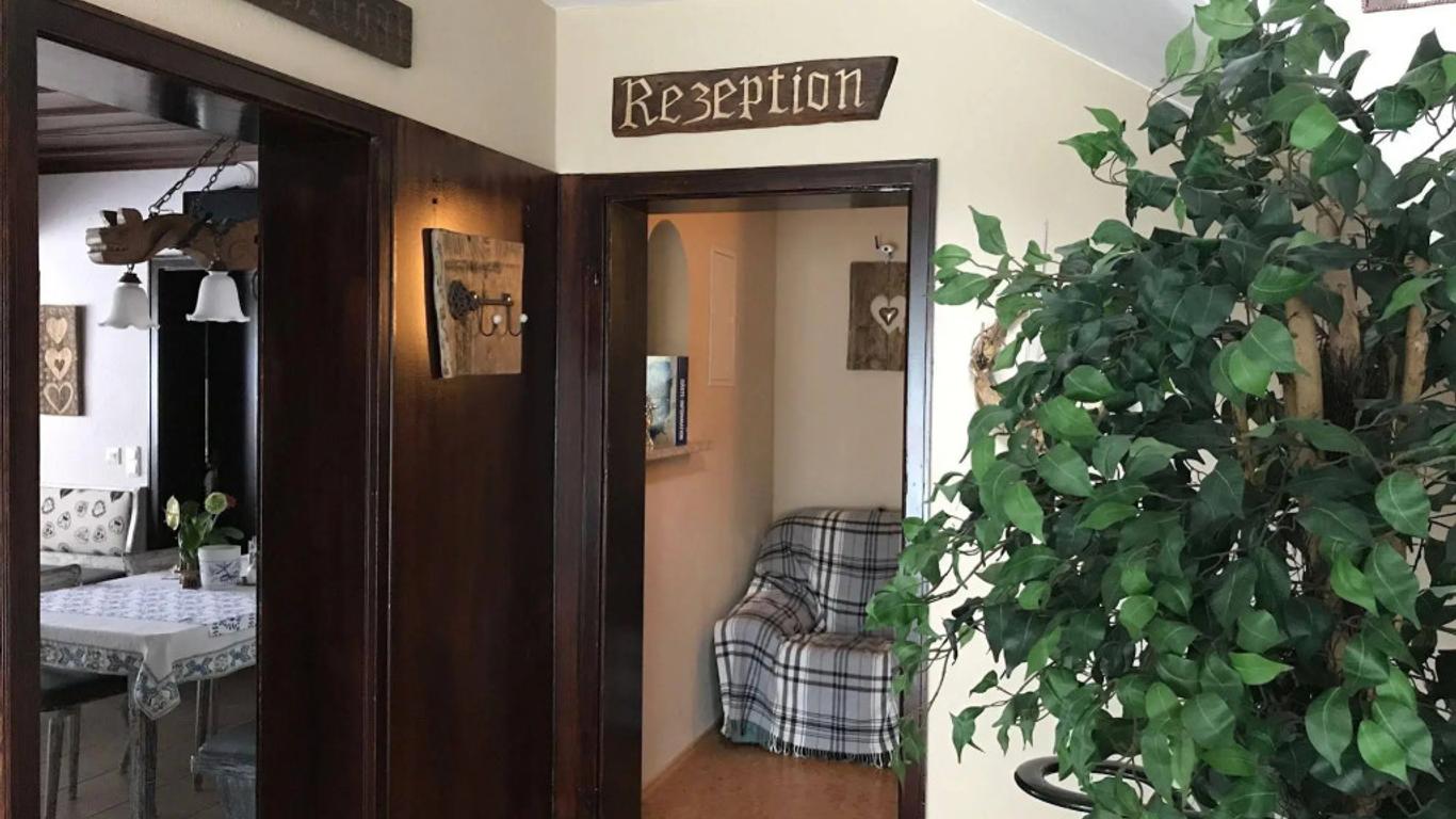 Hotel Garni Haus Alpine