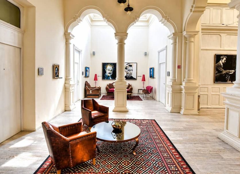 Lobby Photo