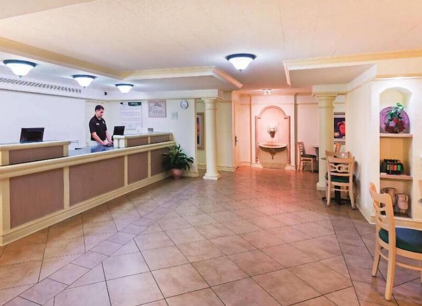 Front desk Photo