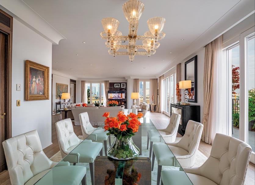 Dining room Photo
