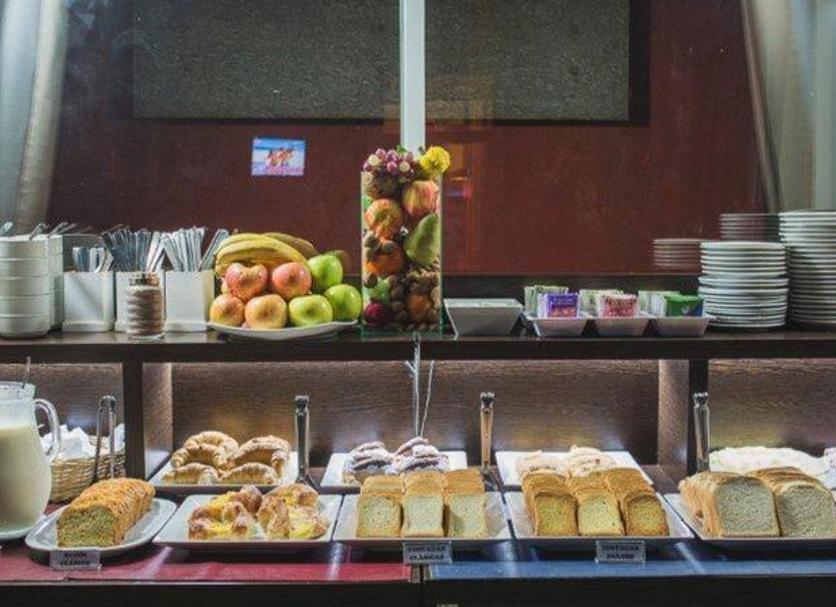 Buffet Photo