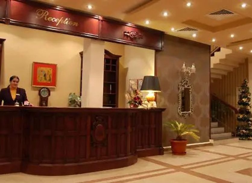 Front desk Photo