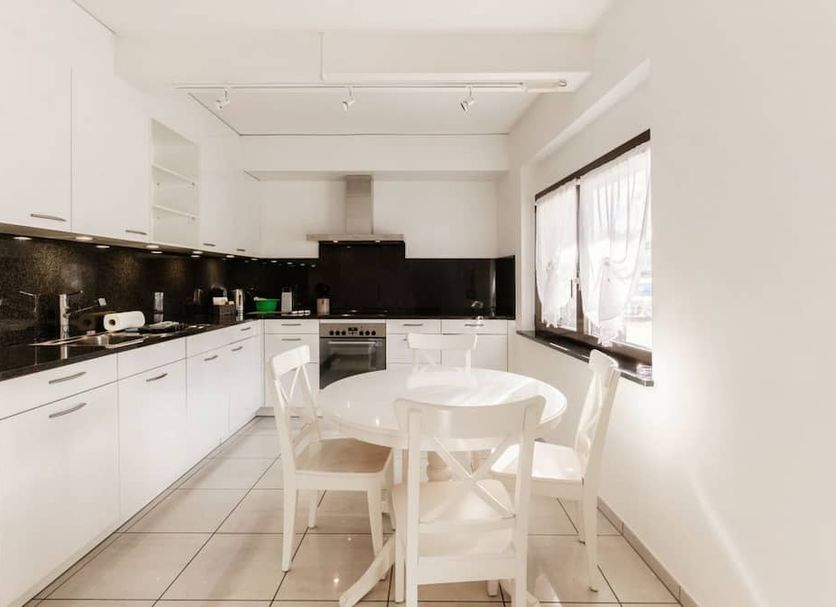 Kitchen Photo