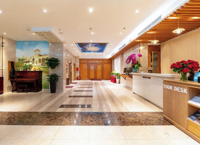 Front desk Photo