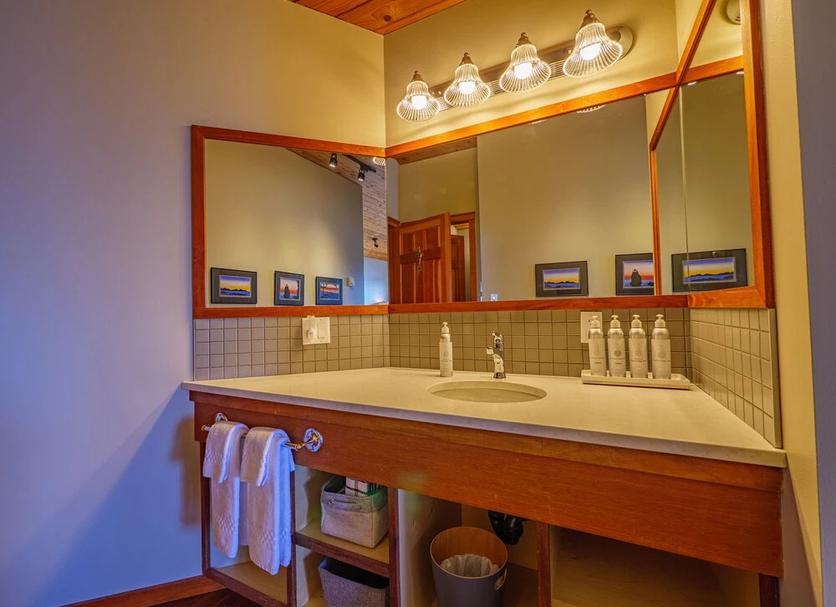 Bathroom Photo