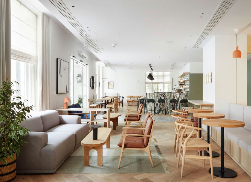 Restaurant Photo