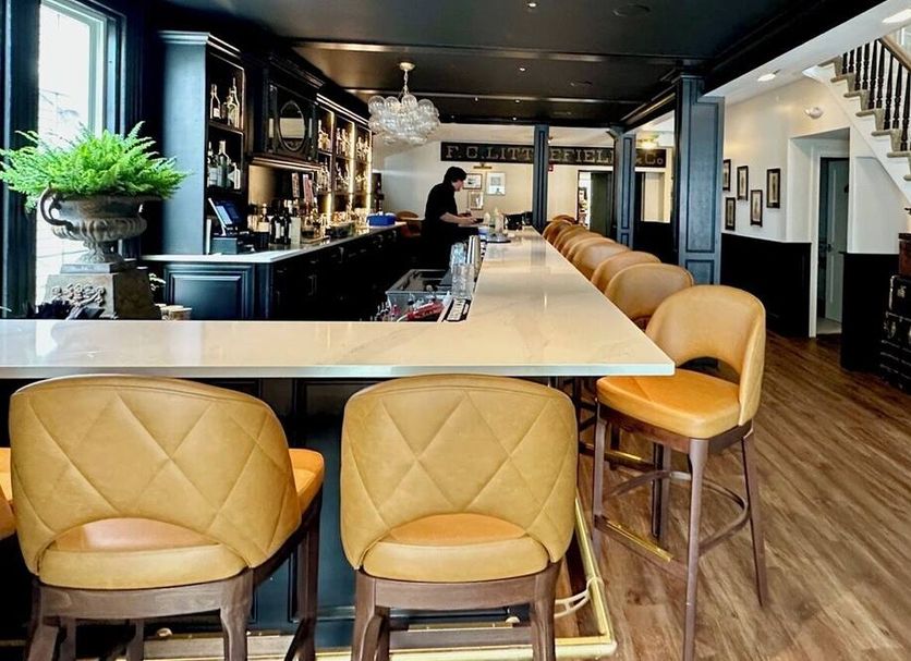 Bar Photo