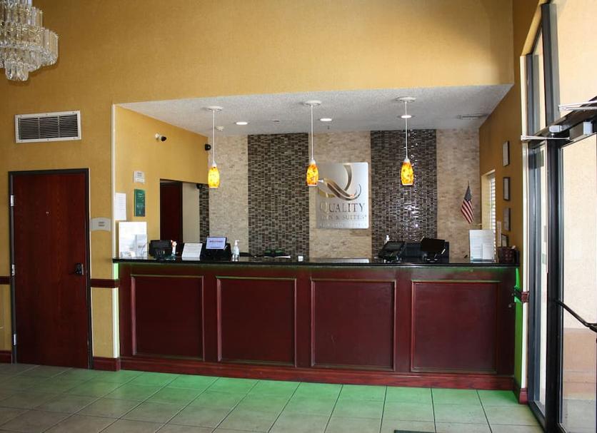 Front desk Photo
