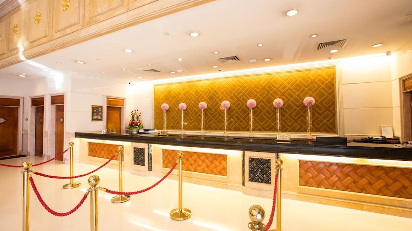 Golden Crown China Hotel